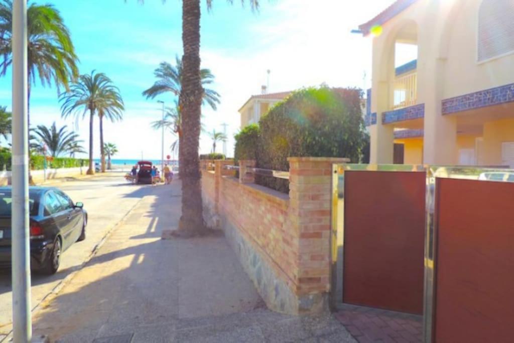 אוריהואלה Luxury Villa 20Mts Far From The Sea מראה חיצוני תמונה