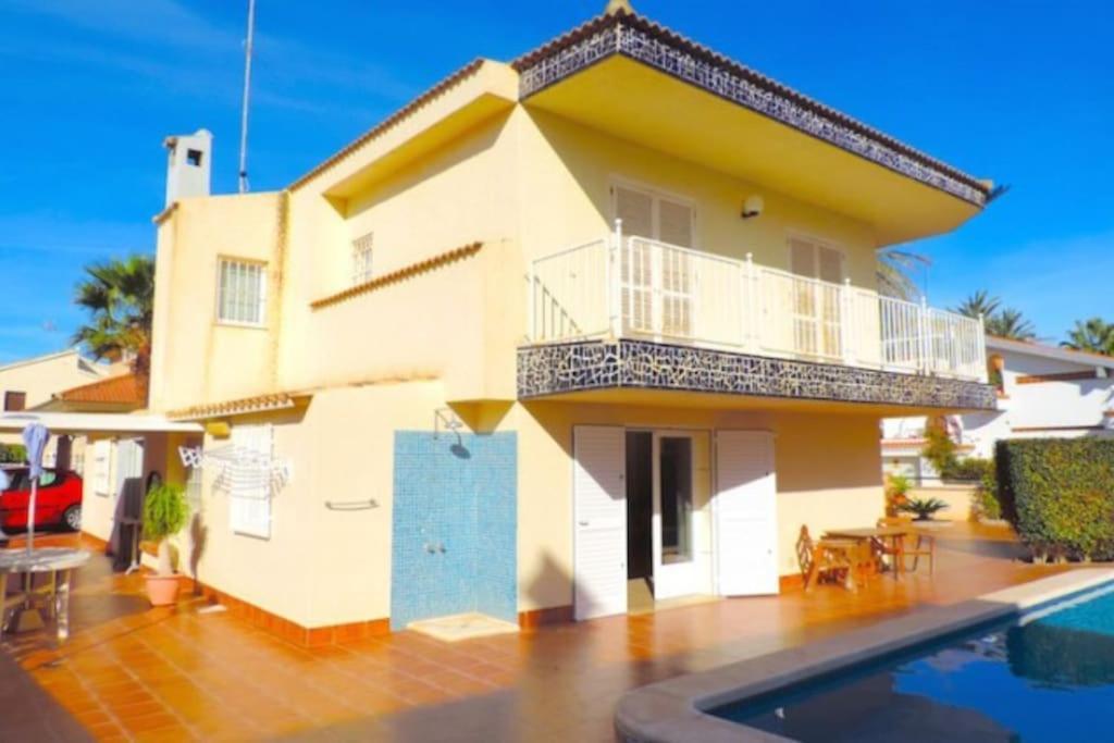 אוריהואלה Luxury Villa 20Mts Far From The Sea מראה חיצוני תמונה