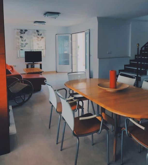אוריהואלה Luxury Villa 20Mts Far From The Sea מראה חיצוני תמונה
