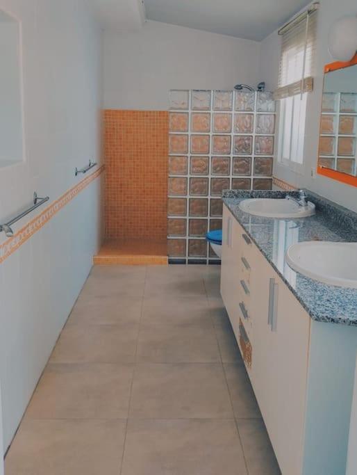 אוריהואלה Luxury Villa 20Mts Far From The Sea מראה חיצוני תמונה